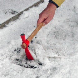 凍結した雪